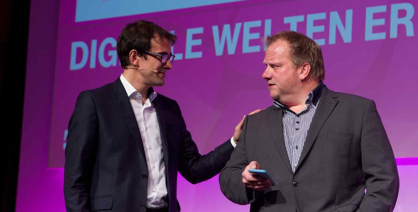 Nur zur redaktionellen Verwendung in internen Medien  in direktem Zusammenhang mit der Deutschen Telekom AG  Keine werbliche Nutzung  Persoenlichkeitsrechte mit den Abgebildeten nicht abgeklaert  DYC Delight Your Customer , Dorint Bad Neuenahr , 20. - 21.10.2015 Improtheater Steife Brise